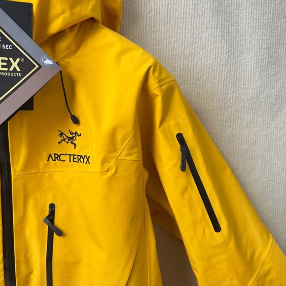 Arcteryx Beta Series Beta LT Hooded Hardshell Jacket, Size M - Picture 2 of 8